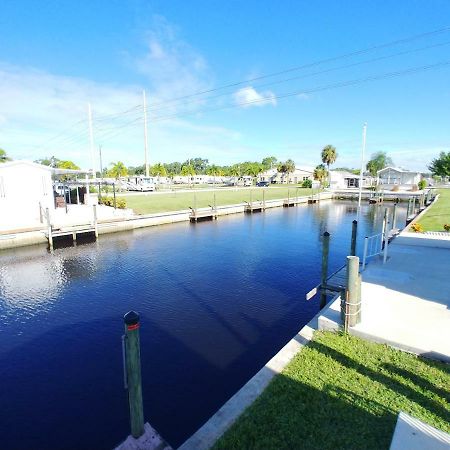 Upriver Rv Resort North Fort Myers Exterior photo