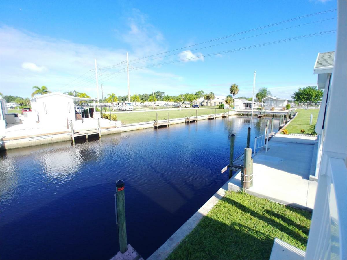 Upriver Rv Resort North Fort Myers Exterior photo